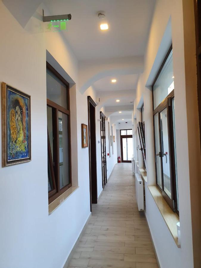 Han Dunarea Calarasi  Bagian luar foto